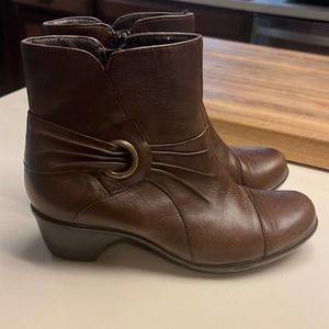 Clark’s Brown Leather Women’s Wedge Boots - Size 8.5